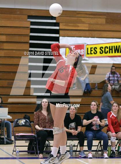 Thumbnail 2 in Hilmar vs. Ripon (CIF SJS D4 Final) photogallery.