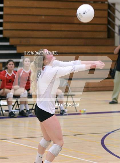 Thumbnail 3 in Hilmar vs. Ripon (CIF SJS D4 Final) photogallery.