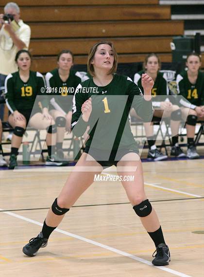 Thumbnail 2 in Hilmar vs. Ripon (CIF SJS D4 Final) photogallery.