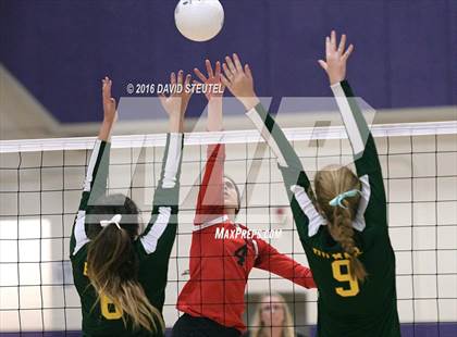 Thumbnail 1 in Hilmar vs. Ripon (CIF SJS D4 Final) photogallery.