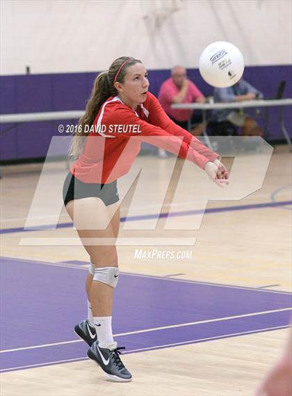 Thumbnail 2 in Hilmar vs. Ripon (CIF SJS D4 Final) photogallery.