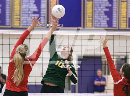 Thumbnail 3 in Hilmar vs. Ripon (CIF SJS D4 Final) photogallery.