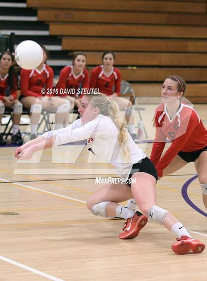 Thumbnail 1 in Hilmar vs. Ripon (CIF SJS D4 Final) photogallery.