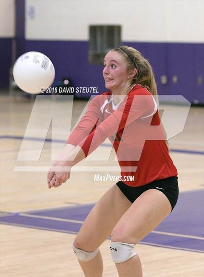Thumbnail 3 in Hilmar vs. Ripon (CIF SJS D4 Final) photogallery.