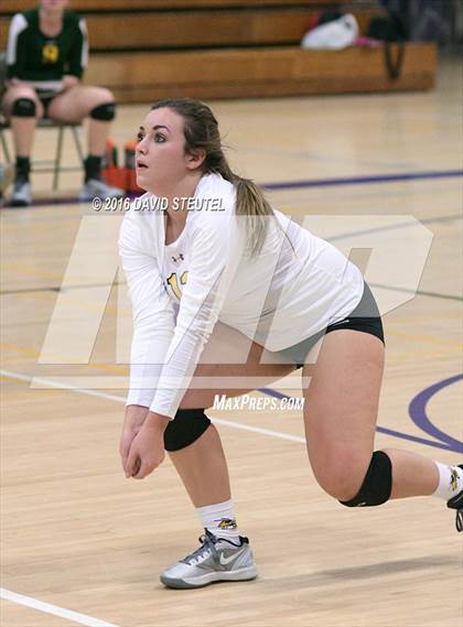 Thumbnail 1 in Hilmar vs. Ripon (CIF SJS D4 Final) photogallery.