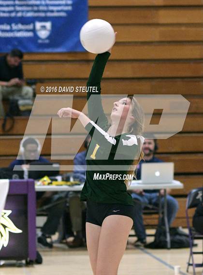 Thumbnail 2 in Hilmar vs. Ripon (CIF SJS D4 Final) photogallery.