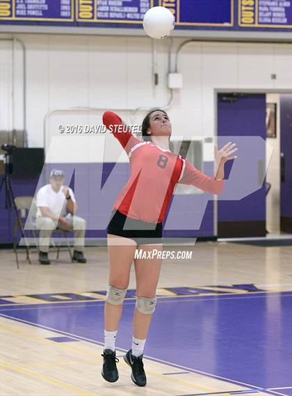 Thumbnail 2 in Hilmar vs. Ripon (CIF SJS D4 Final) photogallery.