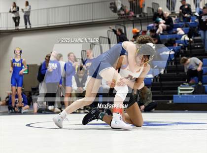 Thumbnail 2 in Blue Ox Wrestling Tournament photogallery.
