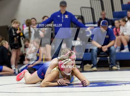 Thumbnail 3 in Blue Ox Wrestling Tournament photogallery.
