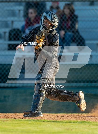 Thumbnail 1 in Servite @ El Modena photogallery.