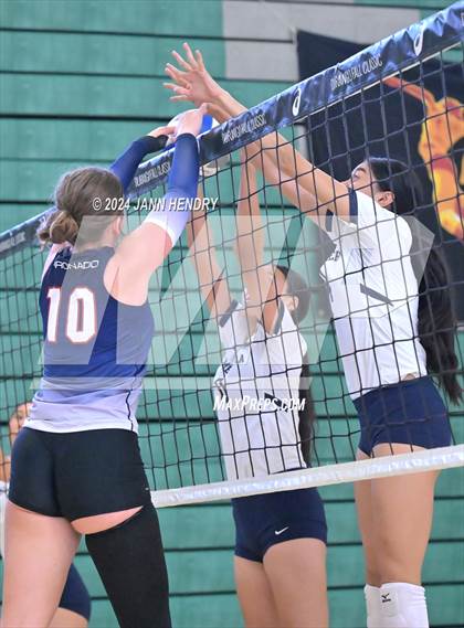 Thumbnail 2 in Kamehameha Kapalama vs. Coronado (Durango Fall Classic) photogallery.