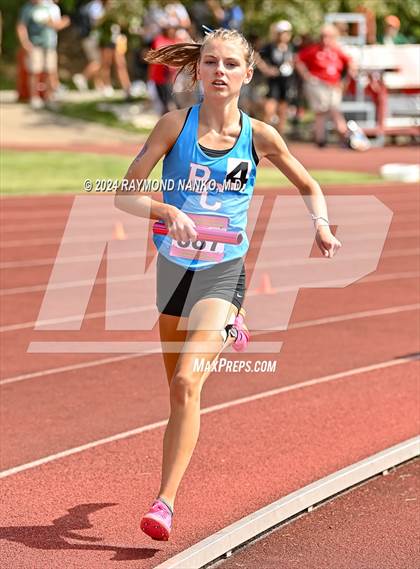 Thumbnail 3 in IHSAA Finals (4 x 800 Meter Heat 1)  photogallery.