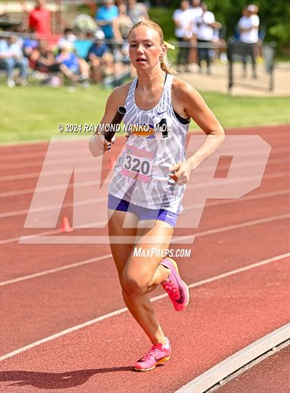 Thumbnail 1 in IHSAA Finals (4 x 800 Meter Heat 1)  photogallery.