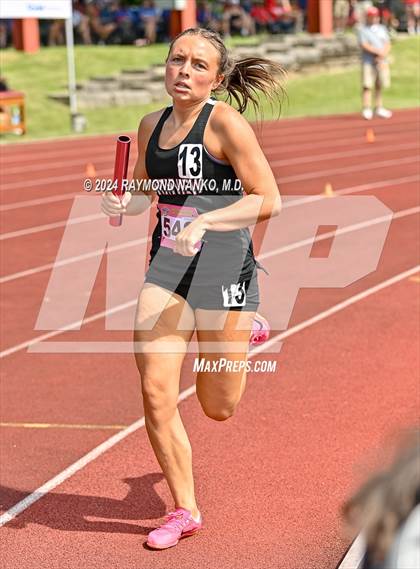 Thumbnail 1 in IHSAA Finals (4 x 800 Meter Heat 1)  photogallery.