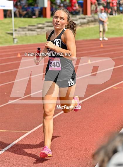Thumbnail 3 in IHSAA Finals (4 x 800 Meter Heat 1)  photogallery.