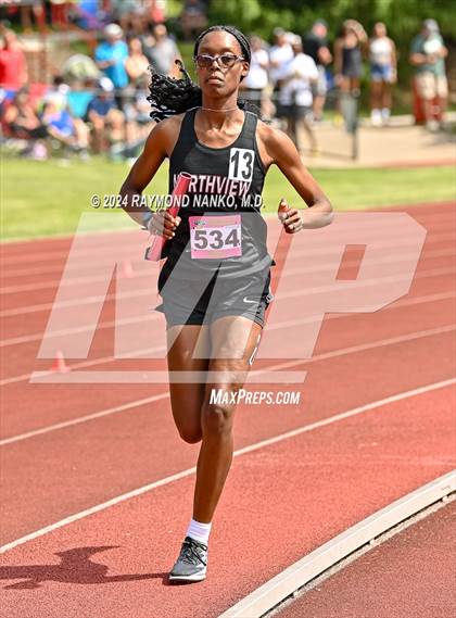Thumbnail 2 in IHSAA Finals (4 x 800 Meter Heat 1)  photogallery.
