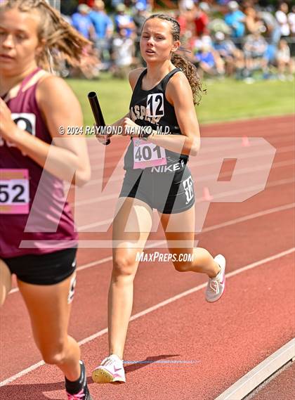 Thumbnail 1 in IHSAA Finals (4 x 800 Meter Heat 1)  photogallery.