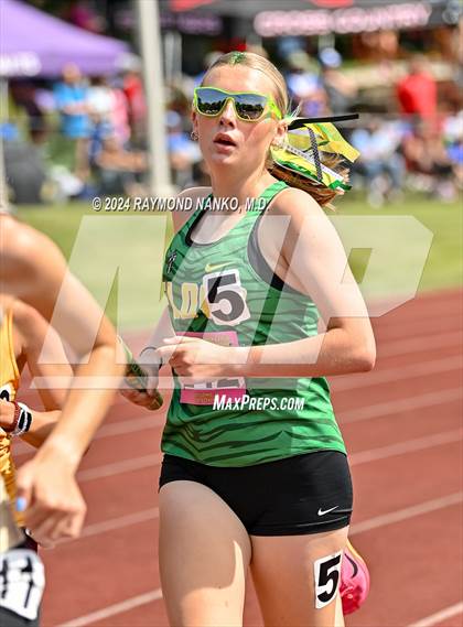 Thumbnail 2 in IHSAA Finals (4 x 800 Meter Heat 1)  photogallery.