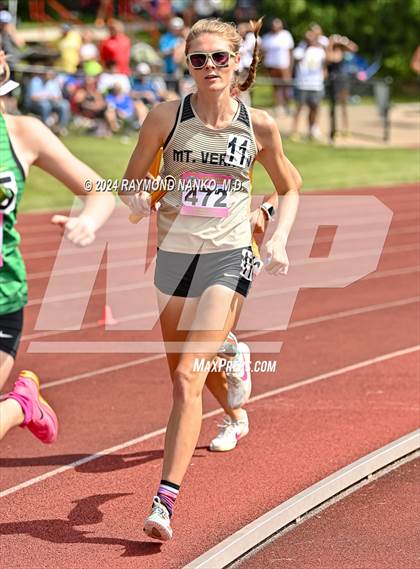 Thumbnail 3 in IHSAA Finals (4 x 800 Meter Heat 1)  photogallery.