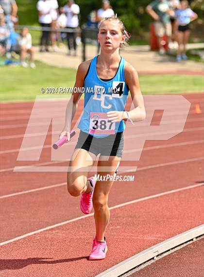 Thumbnail 2 in IHSAA Finals (4 x 800 Meter Heat 1)  photogallery.
