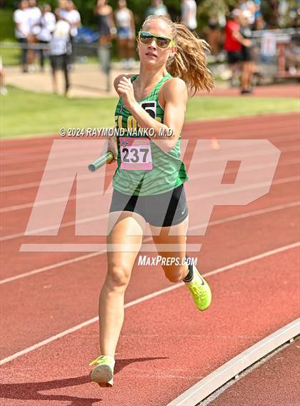 Thumbnail 2 in IHSAA Finals (4 x 800 Meter Heat 1)  photogallery.