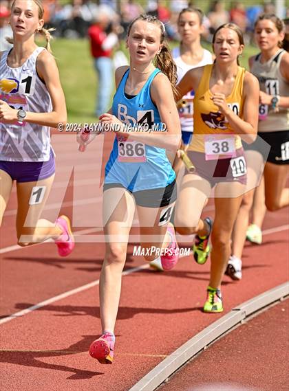 Thumbnail 2 in IHSAA Finals (4 x 800 Meter Heat 1)  photogallery.