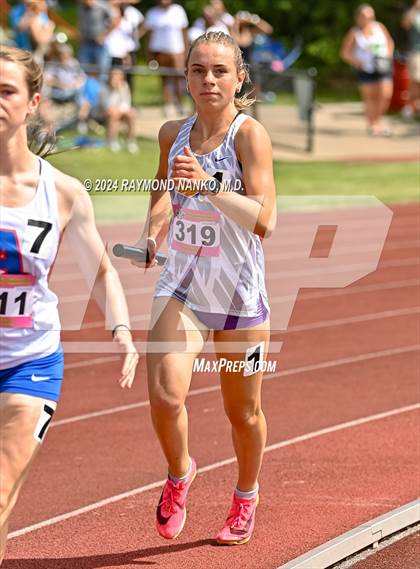 Thumbnail 3 in IHSAA Finals (4 x 800 Meter Heat 1)  photogallery.