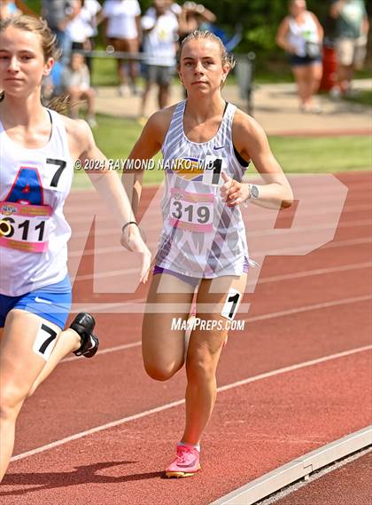 Thumbnail 2 in IHSAA Finals (4 x 800 Meter Heat 1)  photogallery.