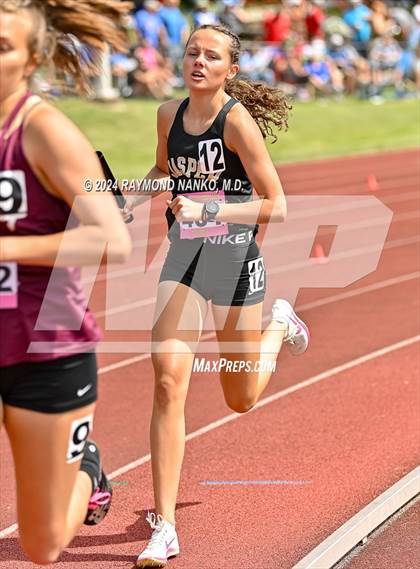 Thumbnail 2 in IHSAA Finals (4 x 800 Meter Heat 1)  photogallery.