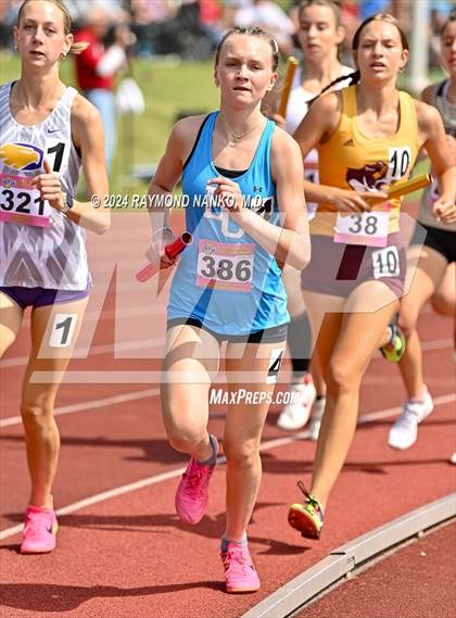 Thumbnail 3 in IHSAA Finals (4 x 800 Meter Heat 1)  photogallery.