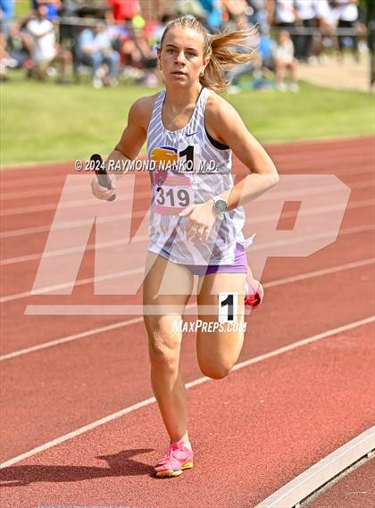 Thumbnail 2 in IHSAA Finals (4 x 800 Meter Heat 1)  photogallery.