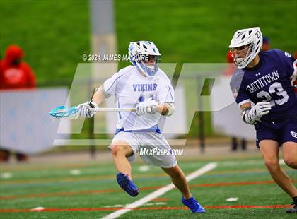 Thumbnail 2 in Smithtown West @ Port Washington photogallery.