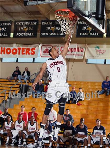 Thumbnail 3 in Bishop Gorman vs. Riverside (City of Palms Classic) photogallery.