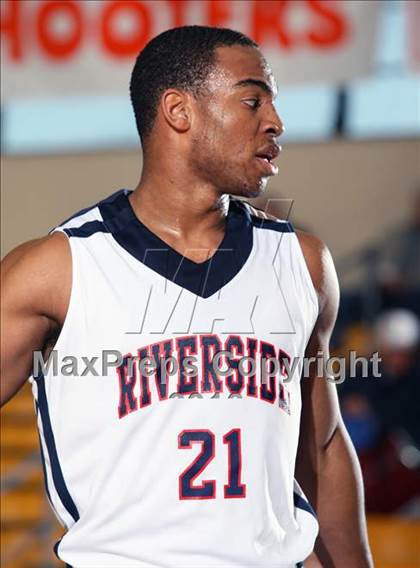 Thumbnail 1 in Bishop Gorman vs. Riverside (City of Palms Classic) photogallery.