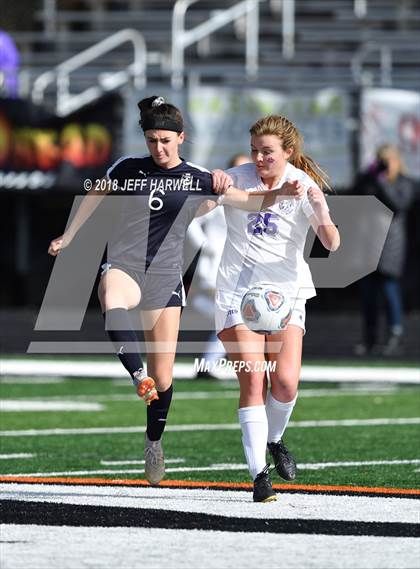 Thumbnail 3 in Twinsburg vs. Jackson (OHSAA D1 Regional Final) photogallery.