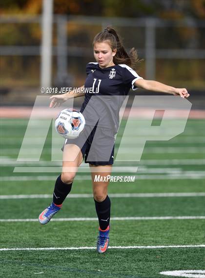 Thumbnail 3 in Twinsburg vs. Jackson (OHSAA D1 Regional Final) photogallery.