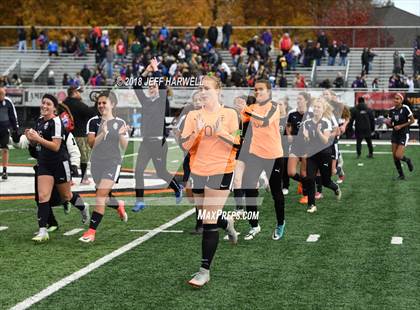 Thumbnail 2 in Twinsburg vs. Jackson (OHSAA D1 Regional Final) photogallery.