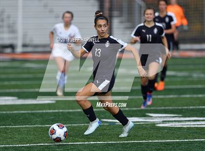 Thumbnail 2 in Twinsburg vs. Jackson (OHSAA D1 Regional Final) photogallery.