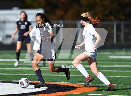 Thumbnail 1 in Twinsburg vs. Jackson (OHSAA D1 Regional Final) photogallery.