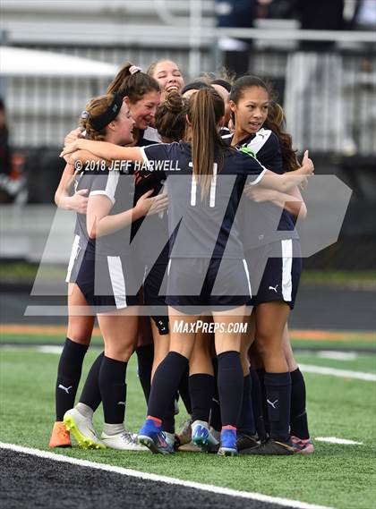 Thumbnail 1 in Twinsburg vs. Jackson (OHSAA D1 Regional Final) photogallery.