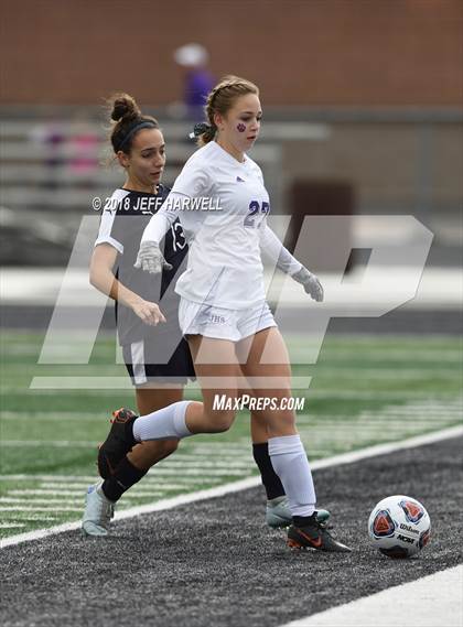 Thumbnail 1 in Twinsburg vs. Jackson (OHSAA D1 Regional Final) photogallery.