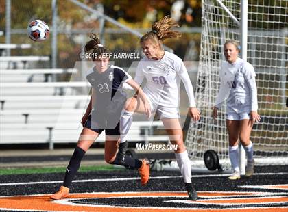 Thumbnail 1 in Twinsburg vs. Jackson (OHSAA D1 Regional Final) photogallery.