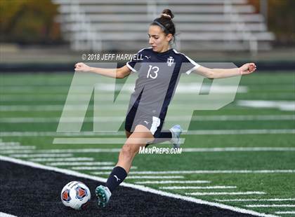 Thumbnail 3 in Twinsburg vs. Jackson (OHSAA D1 Regional Final) photogallery.