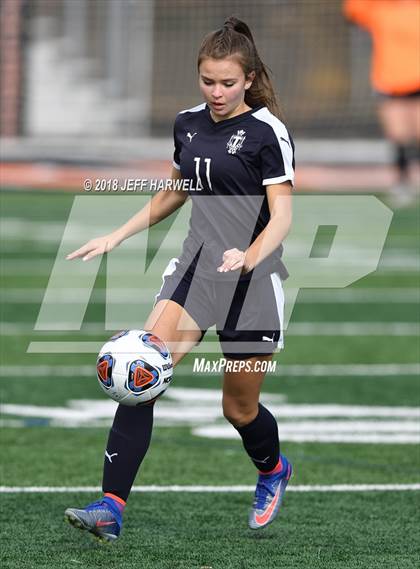 Thumbnail 2 in Twinsburg vs. Jackson (OHSAA D1 Regional Final) photogallery.