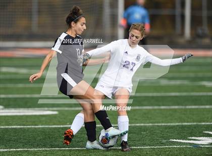 Thumbnail 2 in Twinsburg vs. Jackson (OHSAA D1 Regional Final) photogallery.