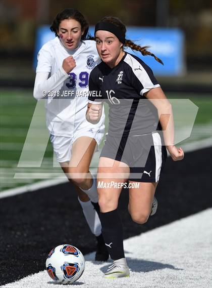 Thumbnail 2 in Twinsburg vs. Jackson (OHSAA D1 Regional Final) photogallery.