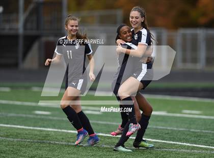 Thumbnail 2 in Twinsburg vs. Jackson (OHSAA D1 Regional Final) photogallery.