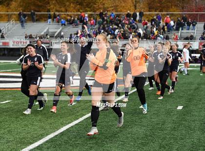 Thumbnail 3 in Twinsburg vs. Jackson (OHSAA D1 Regional Final) photogallery.