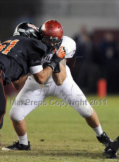 Thumbnail 2 in Hoover vs. Prattville (AHSAA 6A Final)  photogallery.