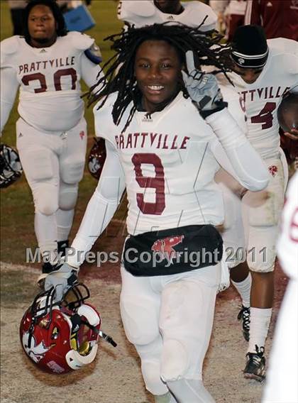 Thumbnail 2 in Hoover vs. Prattville (AHSAA 6A Final)  photogallery.